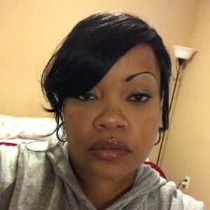 Meet your Posher, Jania